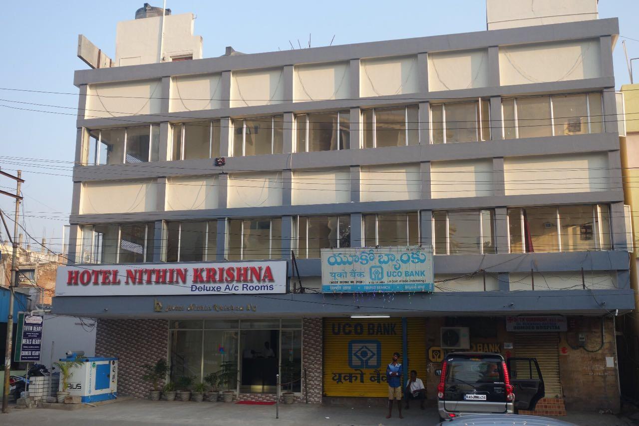 Hotel Nithin Krishna Tirupati Zewnętrze zdjęcie