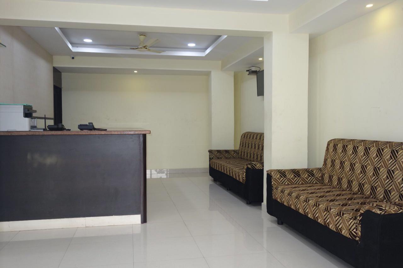 Hotel Nithin Krishna Tirupati Zewnętrze zdjęcie