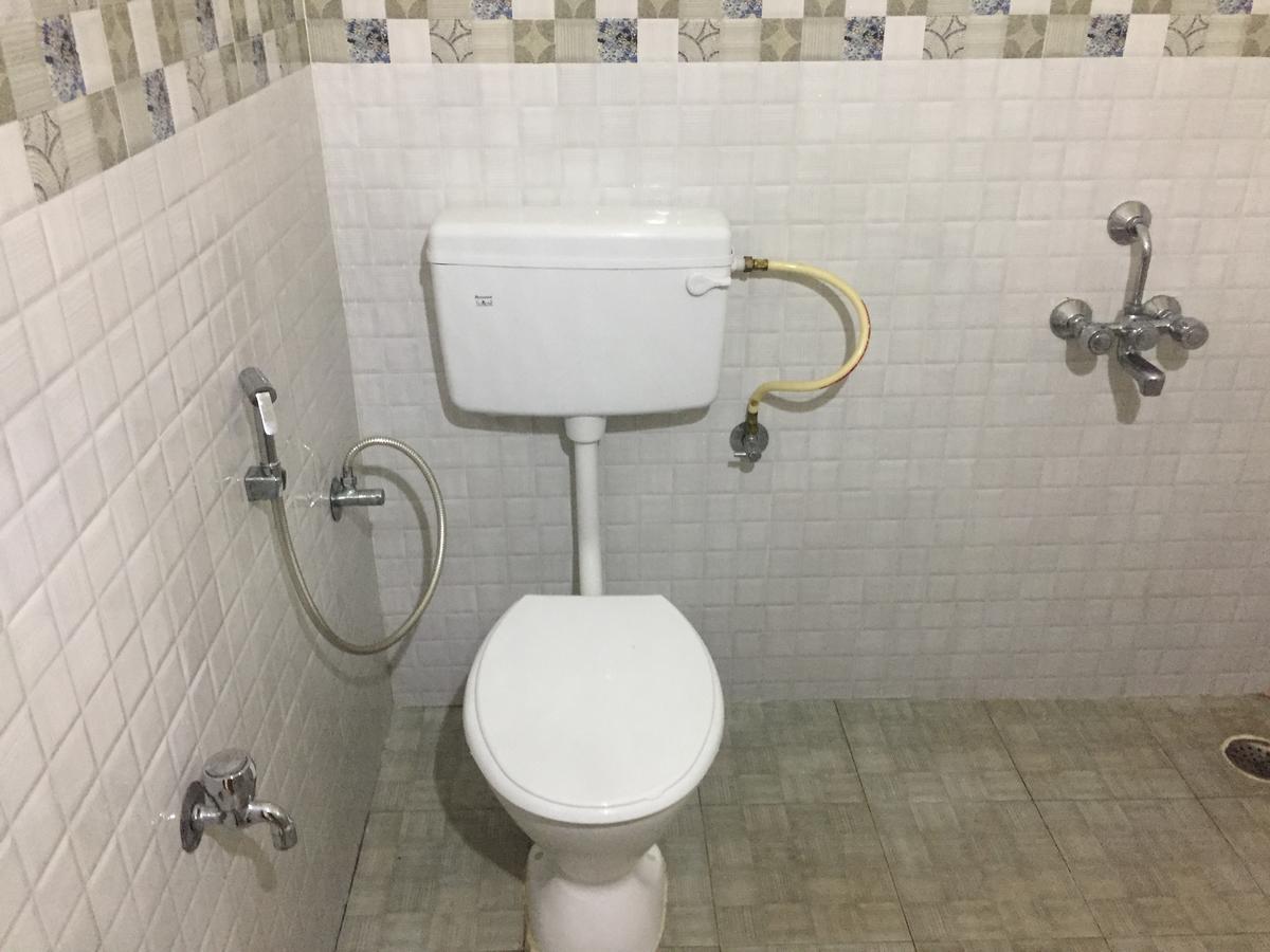 Hotel Nithin Krishna Tirupati Zewnętrze zdjęcie